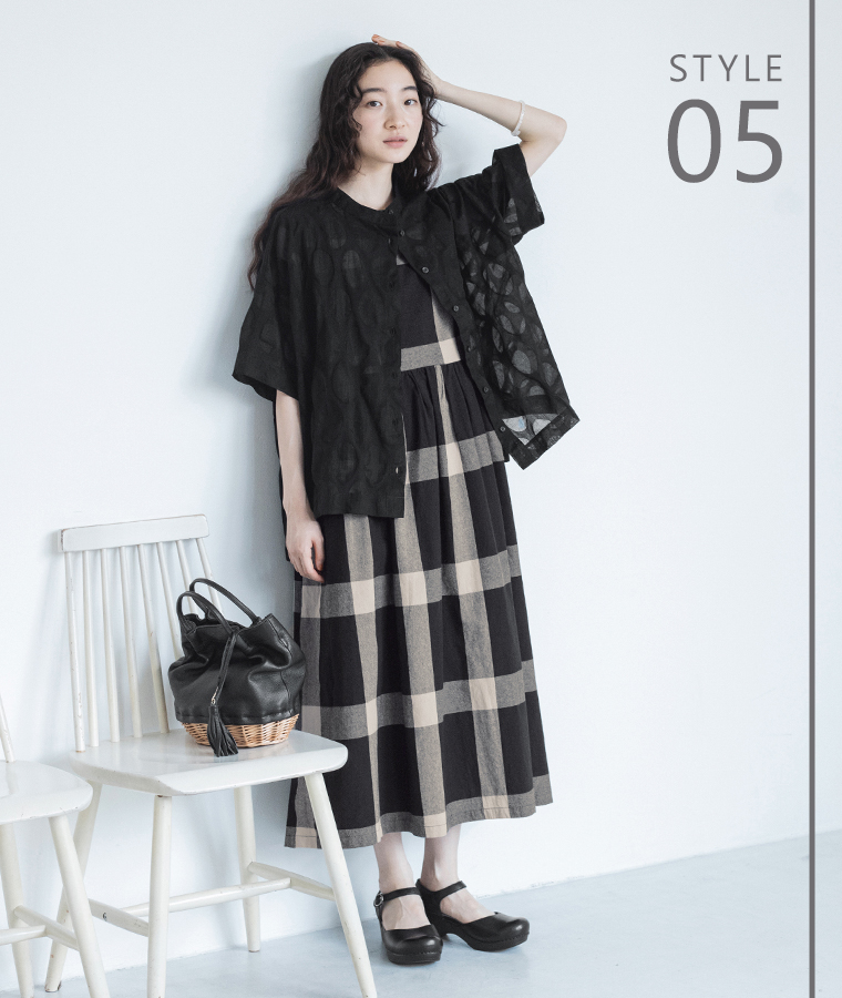 D*g*y（ディージーワイ）の【別注】ドットシアーシャツ(ブラック)の柄オン柄コーディネート