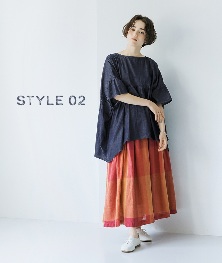 Sorte cuff　デニムワイドブラウス ビビットカラーのスカート合わせ
