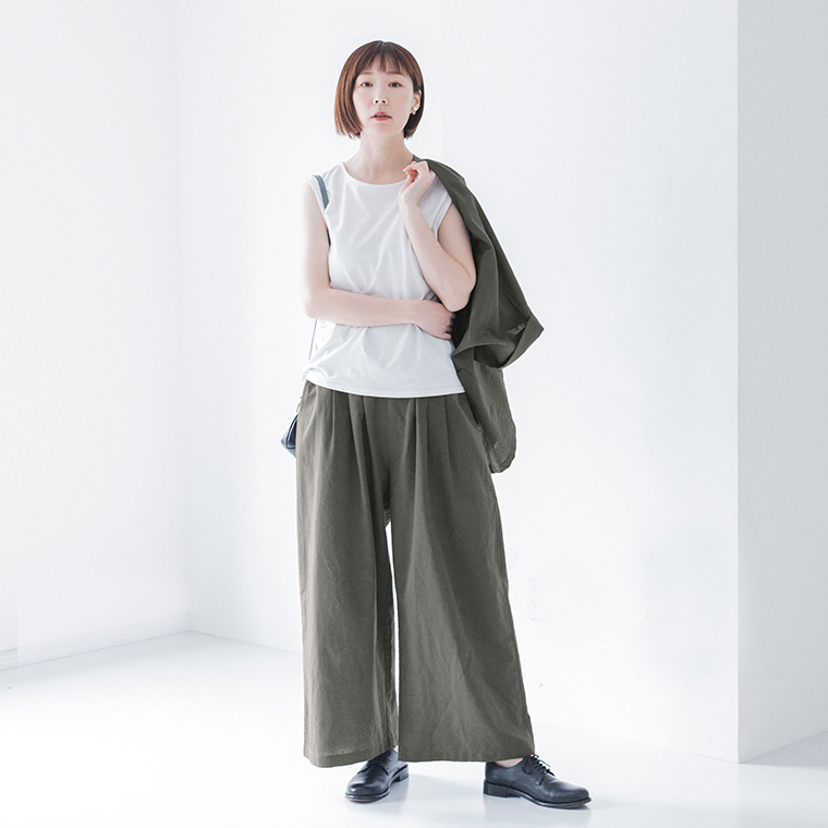 &yarn コットンリネン 2wayブラウス タックワイドパンツ　羽織りスタイル