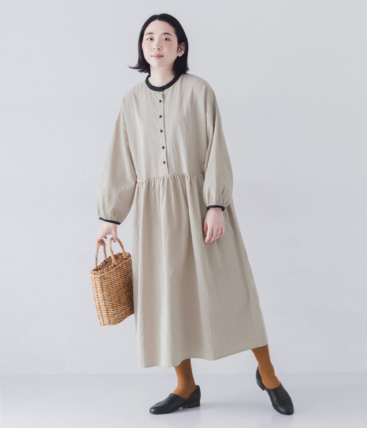 コットンリネン配色ギャザーワンピース(ベージュ-ONESIZE)