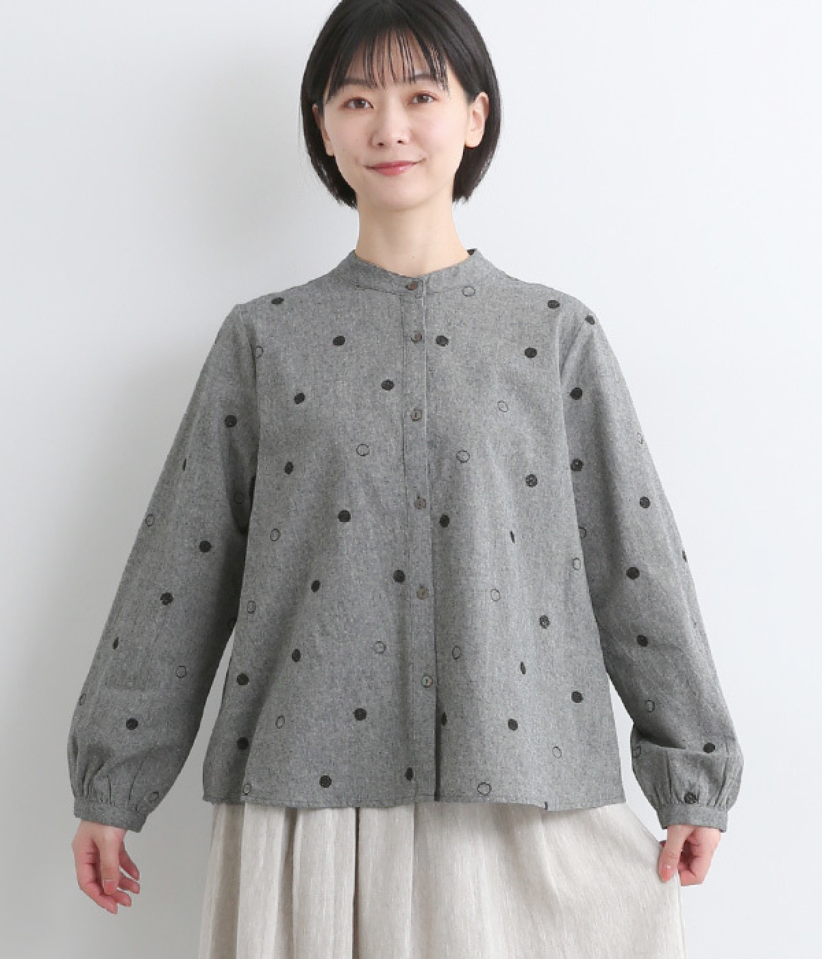 ダンガリードット刺繍ブラウス(ブラック-ONESIZE)