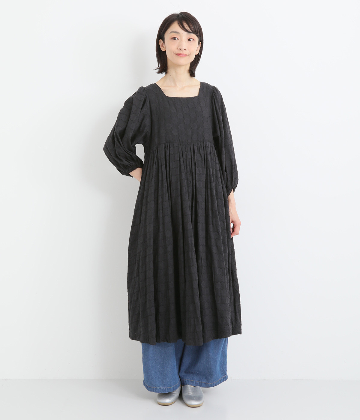 コットン花柄ドビーバルーンスリーブワンピース(ブラック-ONESIZE)