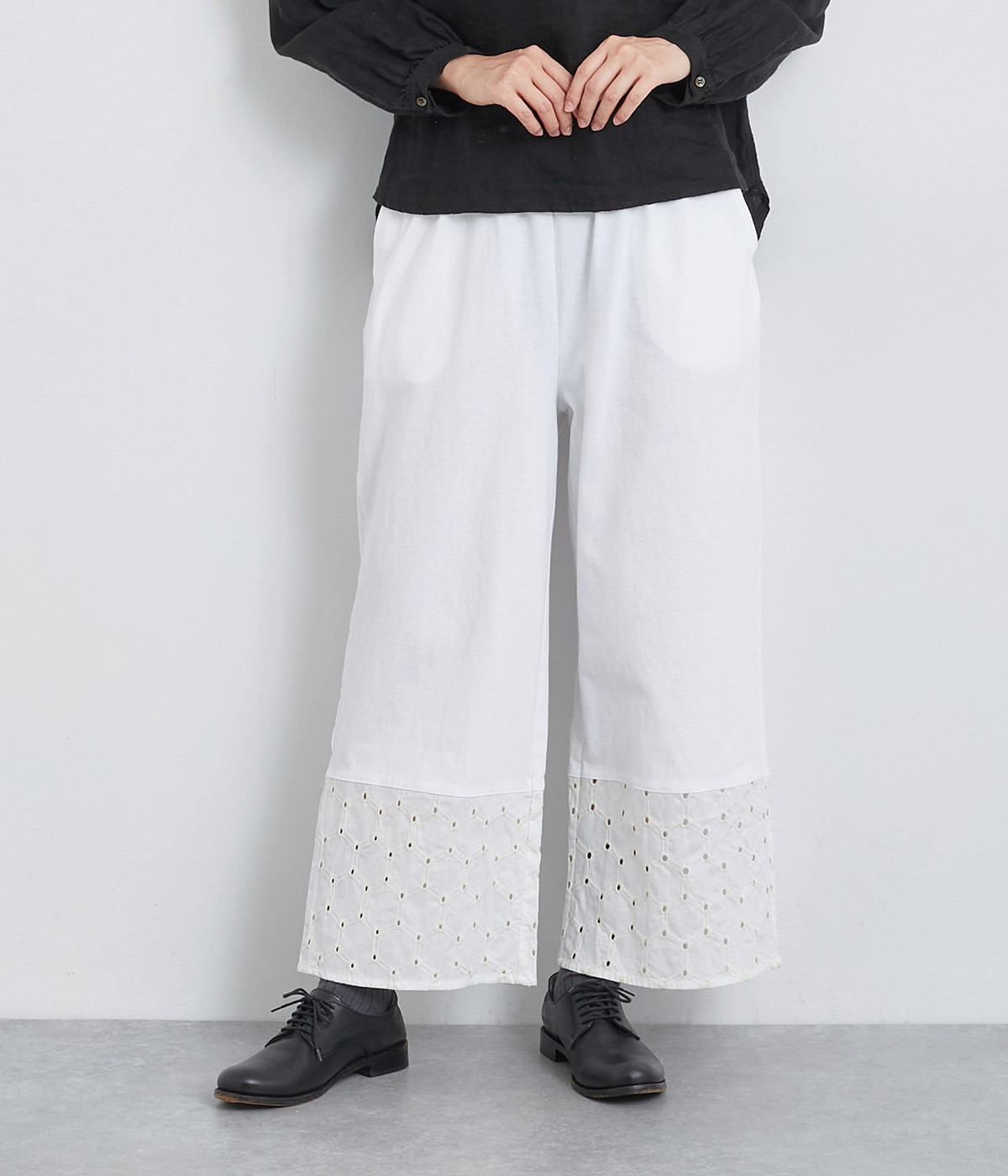 天竺サークル刺繍ワイドパンツ(ホワイト-ONESIZE)