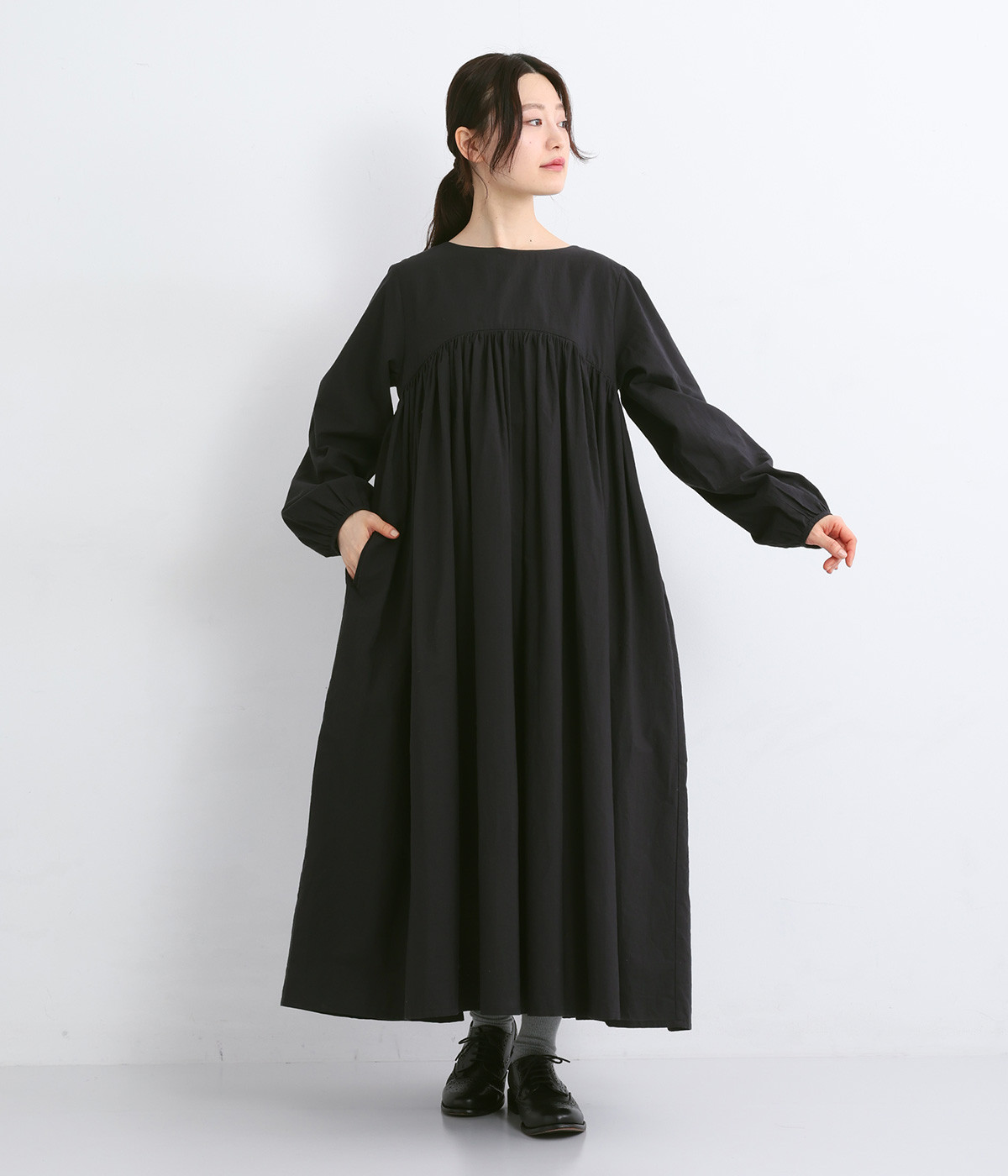 コットンリネン 2wayギャザーワンピース(ブラック-ONESIZE)