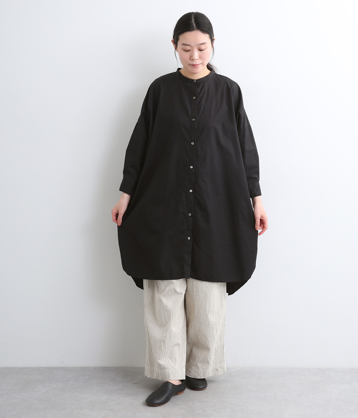 コットンブロードスタンドカラーワンピース(ブラック-ONESIZE)