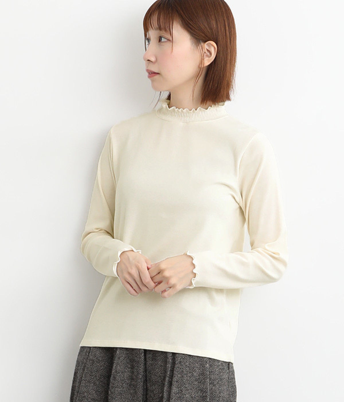 フリル襟付き長袖Tシャツ(アイボリー-L)