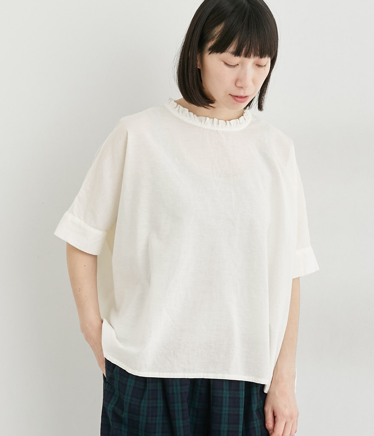 コットンリネンボイル製品洗いフリル襟プルオーバー(ホワイト-ONESIZE)