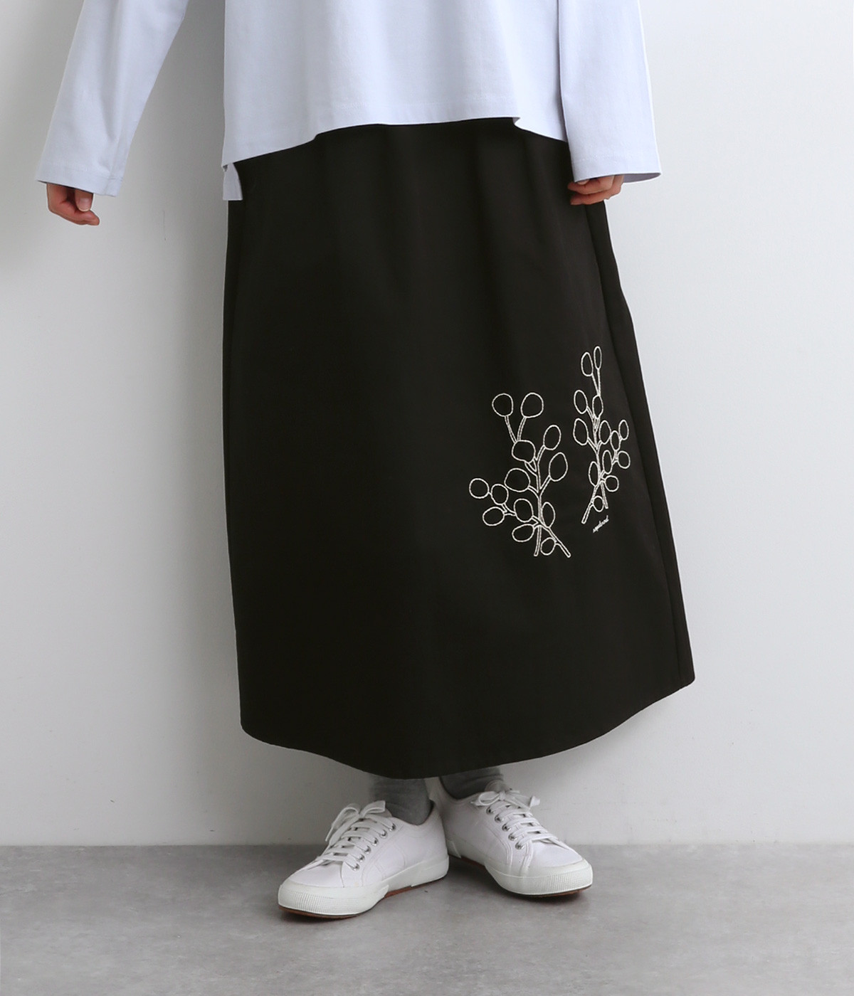 コットンツイルユーカリコットン刺繍スカート(ブラック-ONESIZE)