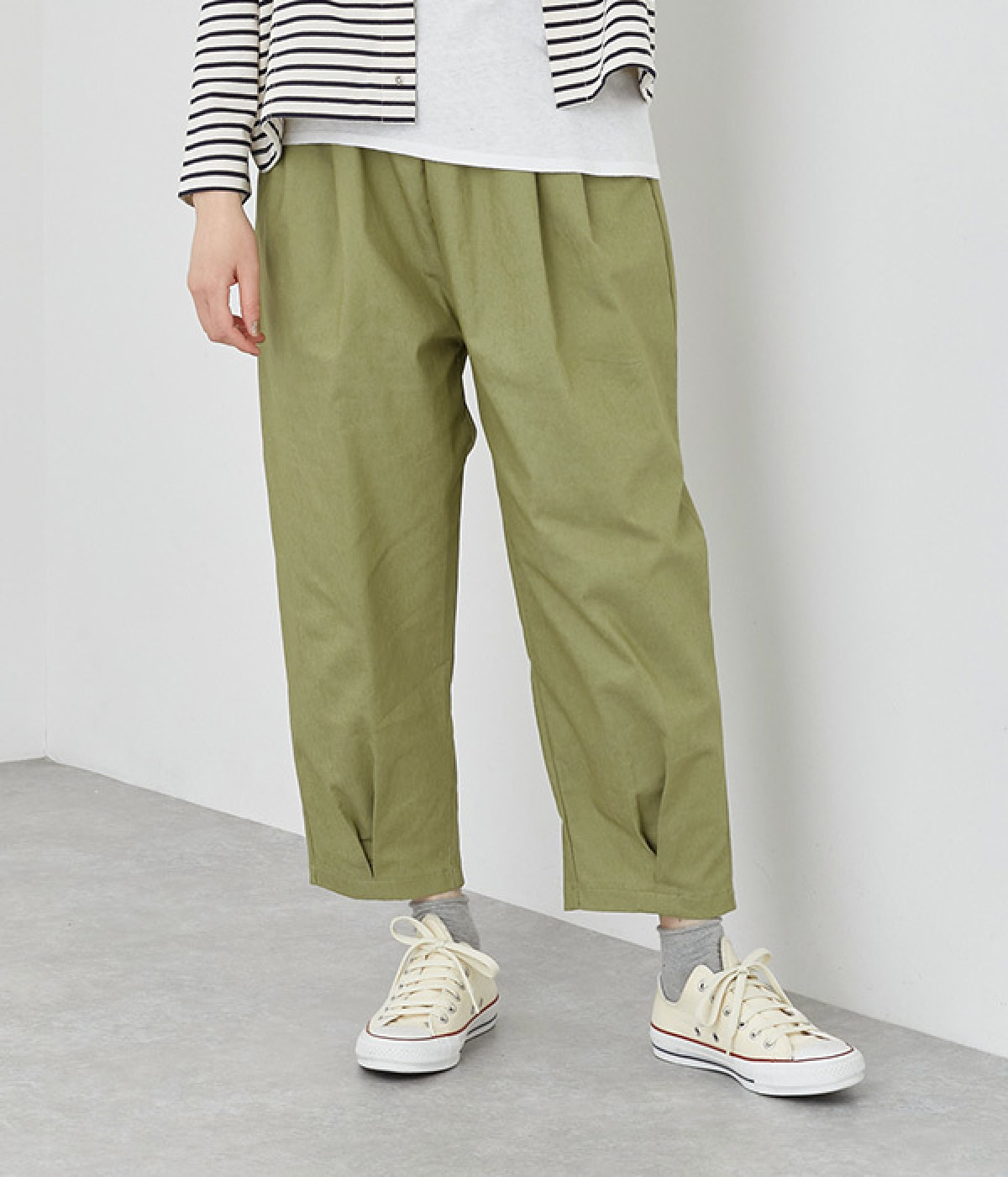 ストレッチカラーデニム 裾タックパンツ(カーキ-ONESIZE)