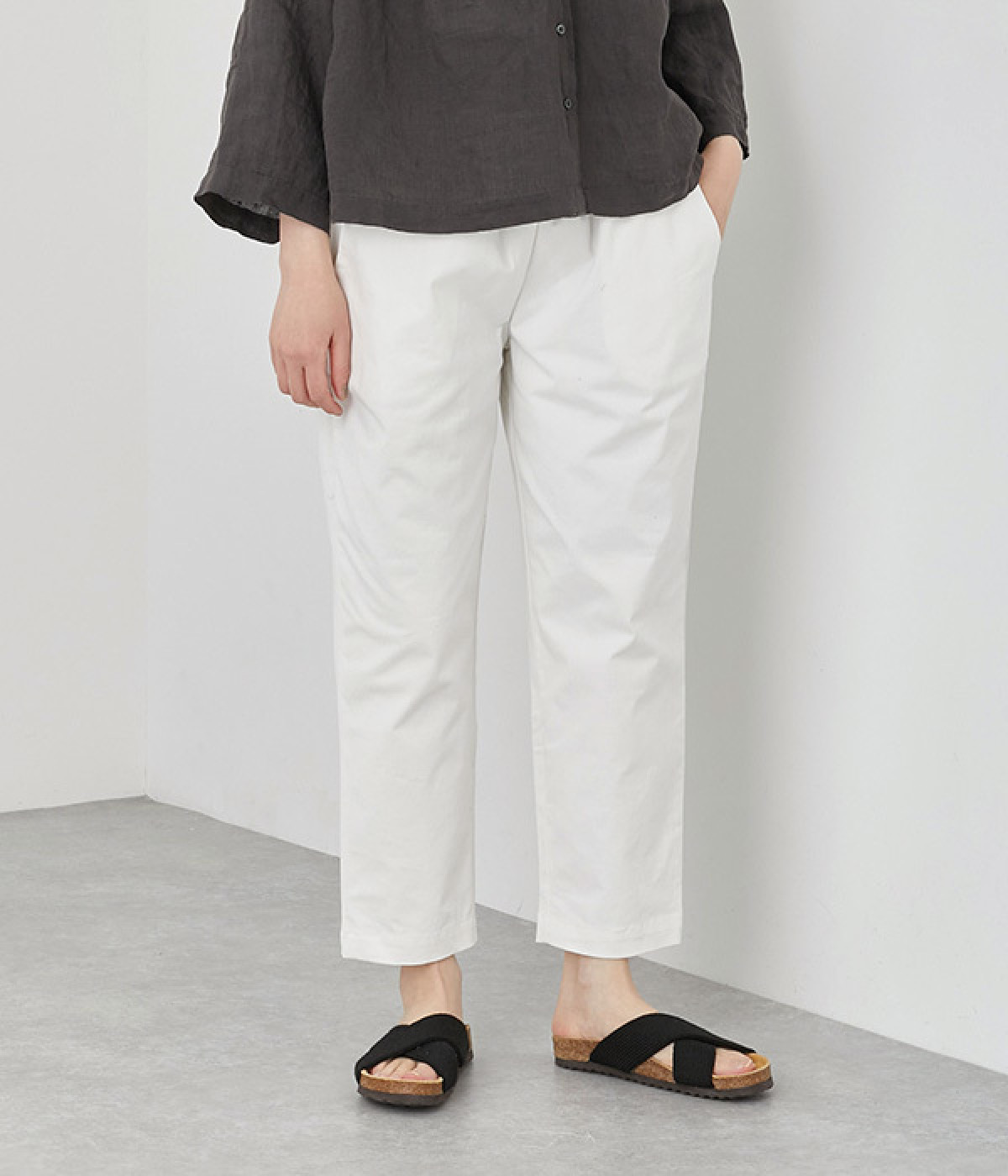 ストレッチツイル テーパードパンツ(オフホワイト-ONESIZE)
