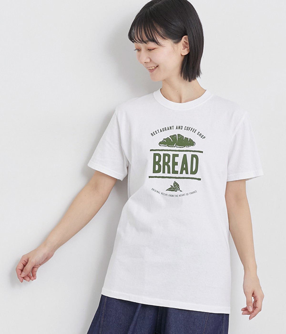 コットン天竺 プリントTシャツ　BREAD(オフホワイト×カーキ-L)
