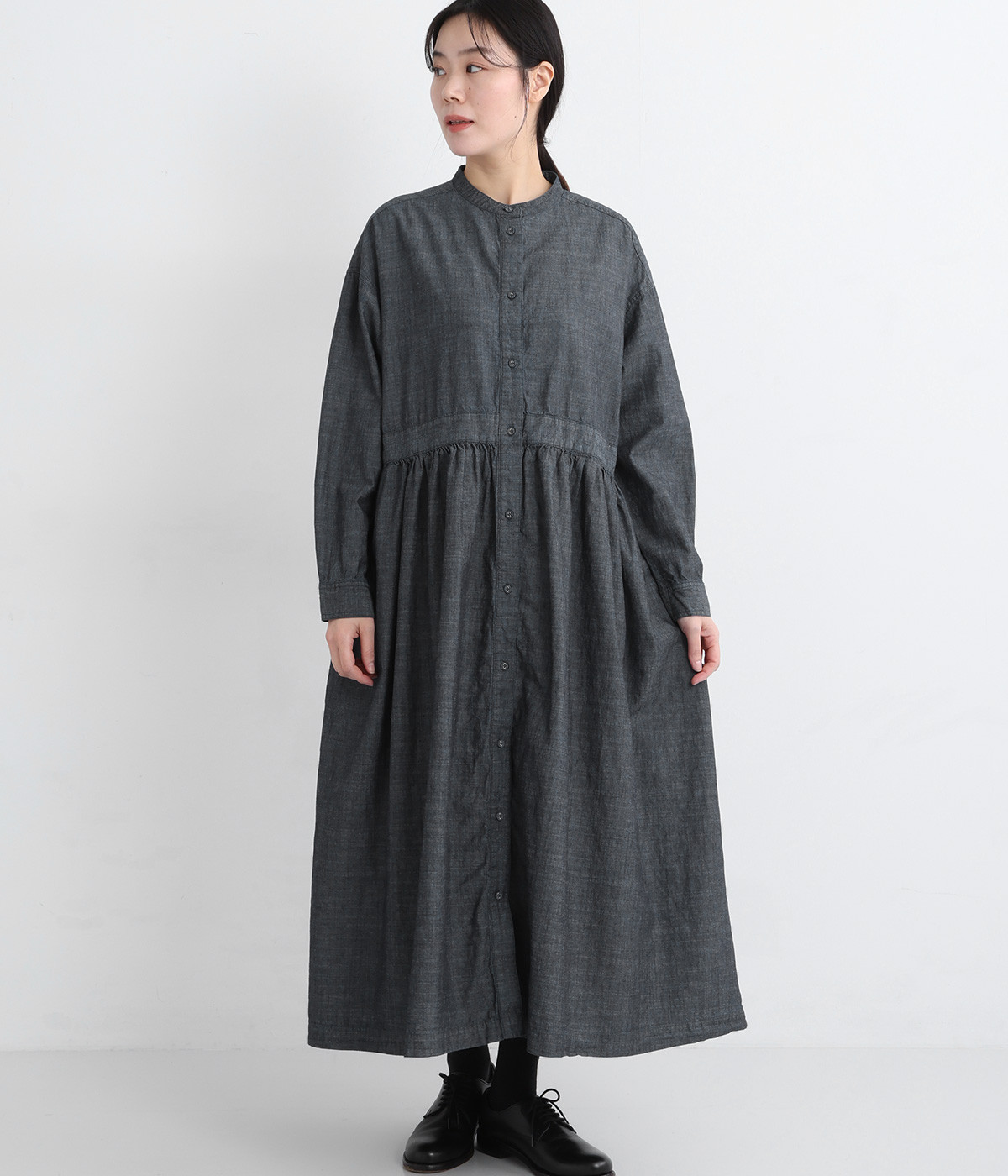 コットンリネンスラブデニム　ギャザーワンピース(インディゴ-ONESIZE)