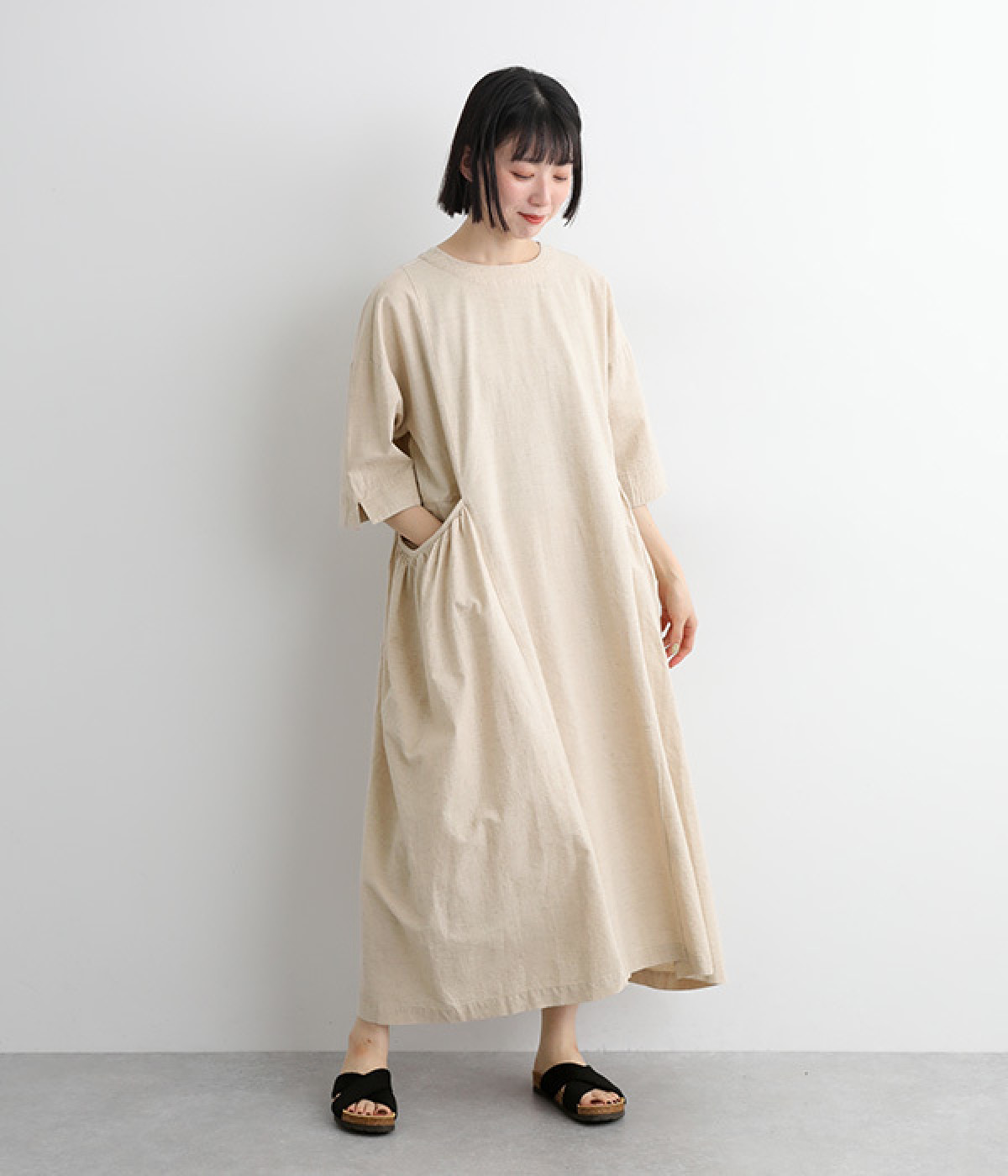 コットンリネン　ギャザーポケットワンピース(ベージュ-ONESIZE)