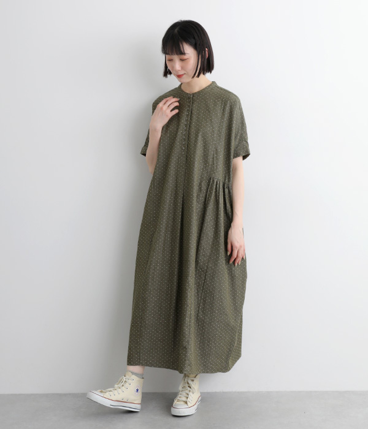 デニム風ドット　多ボタンワンピース(カーキ-ONESIZE)