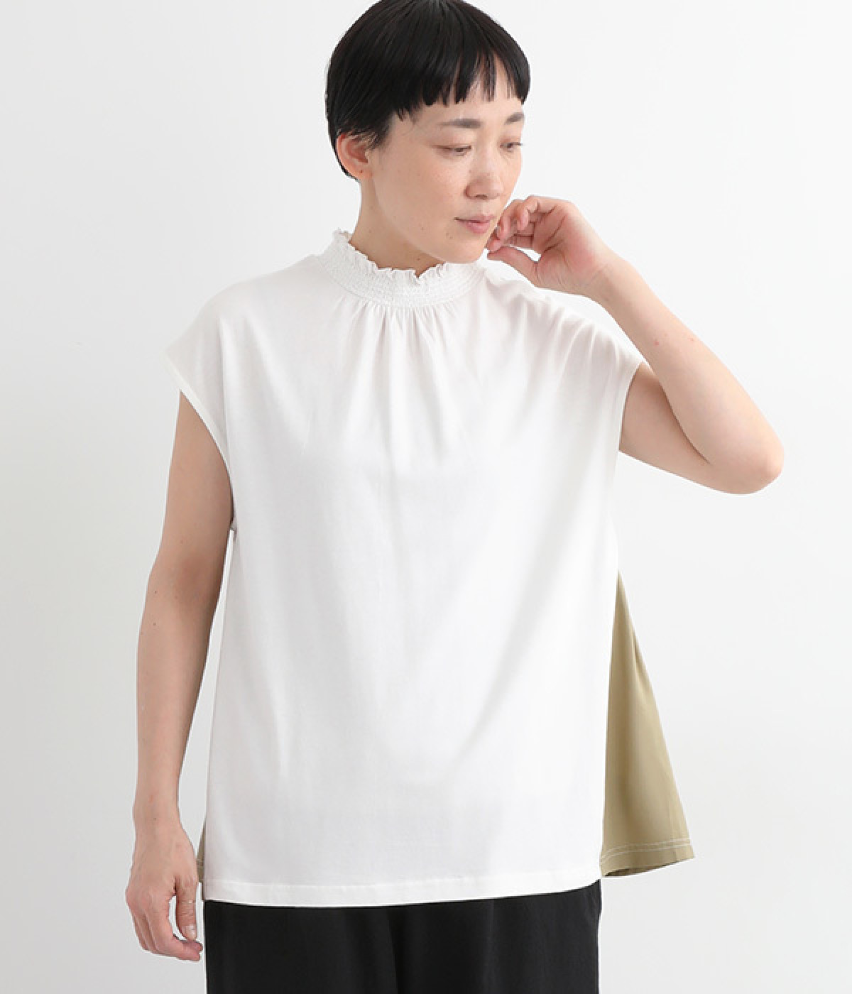 接触冷感 スモッキングプルオーバー(オフホワイト-ONESIZE)