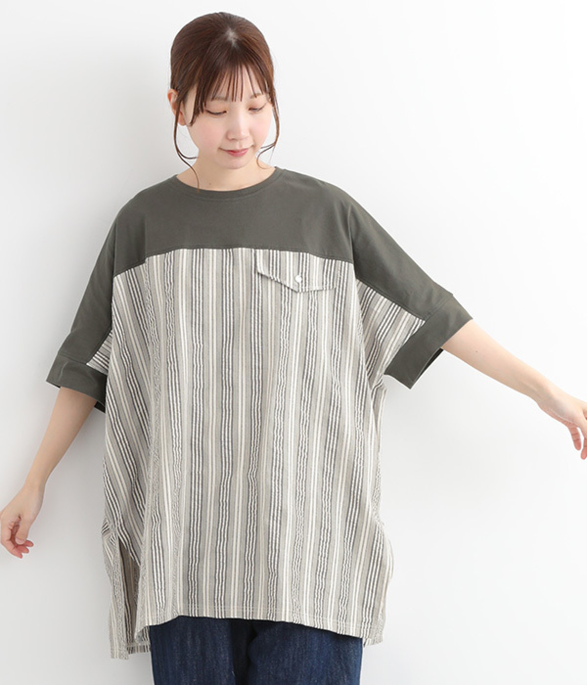 ストライプ切替フラップ付きカットソー(チャコール×クロストライプ-ONESIZE)