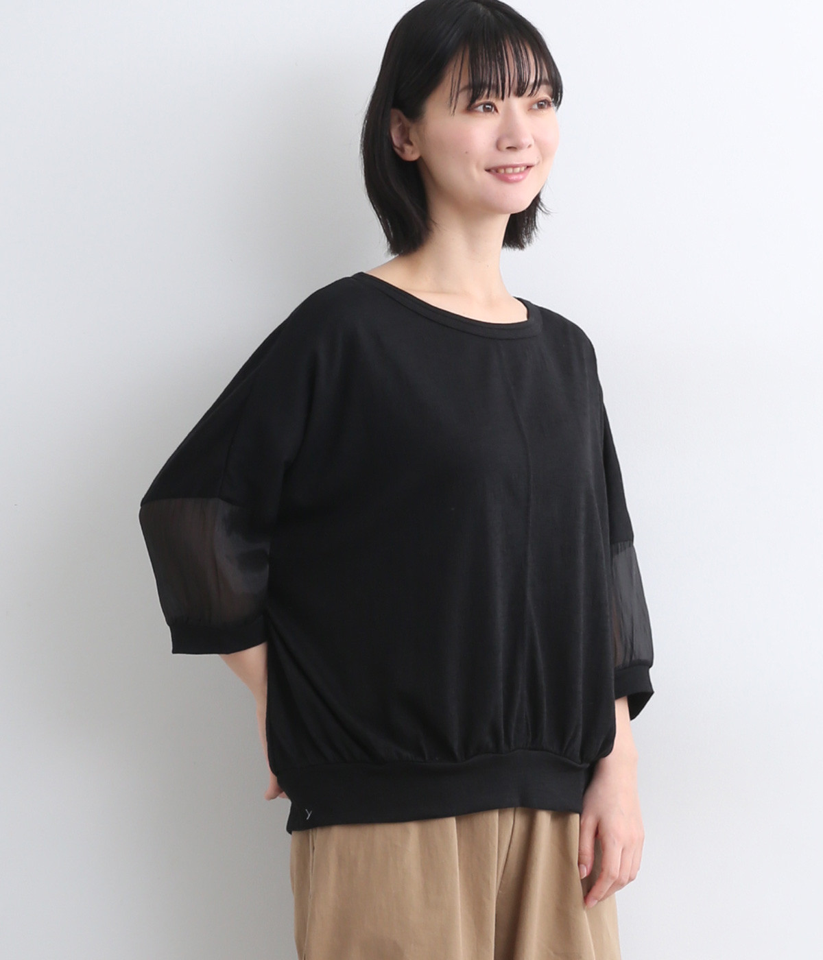 シアー切替 ギャザーフォルムプルオーバー(クロ-ONESIZE)