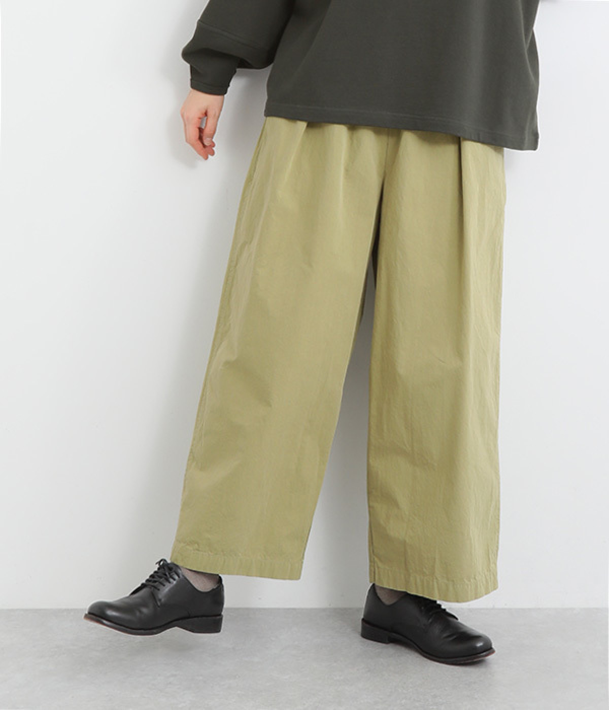 コットン ワイドストレートパンツ(ライトオリーブ-ONESIZE)
