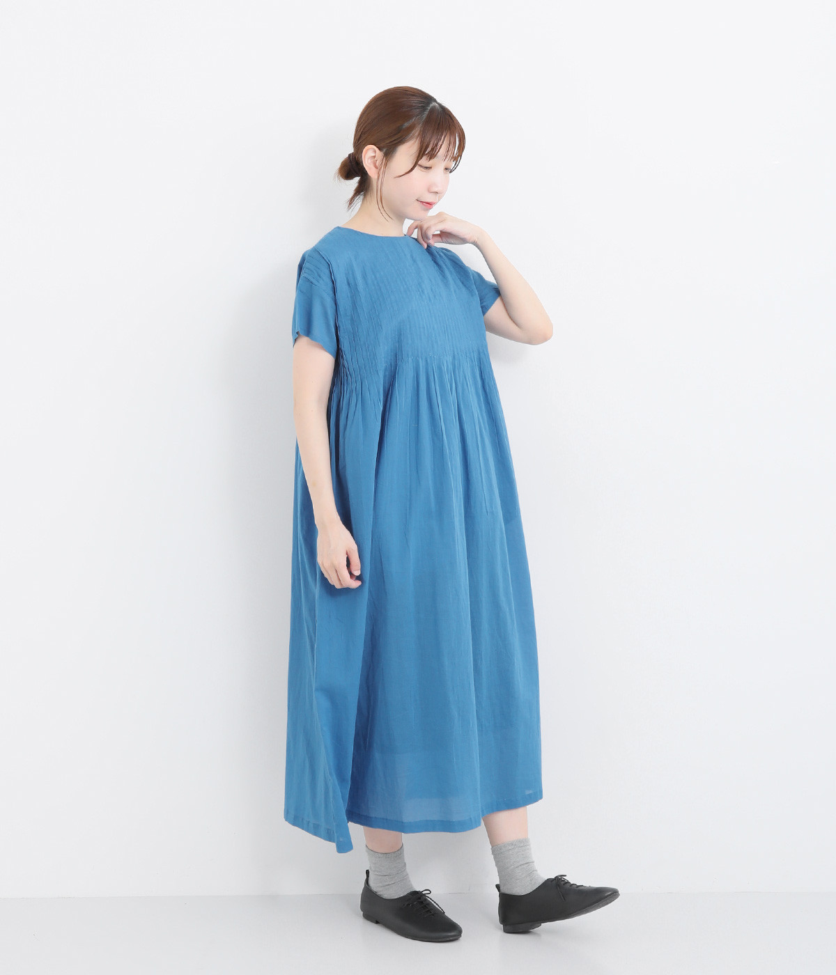 ピンタックコットンワンピース(ブルー-ONESIZE)