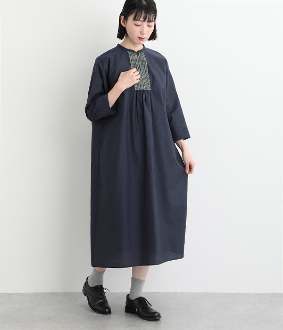 コットンナイロンサンドドビーラッセルツイード8分袖ワンピース(ネイビー-ONESIZE)